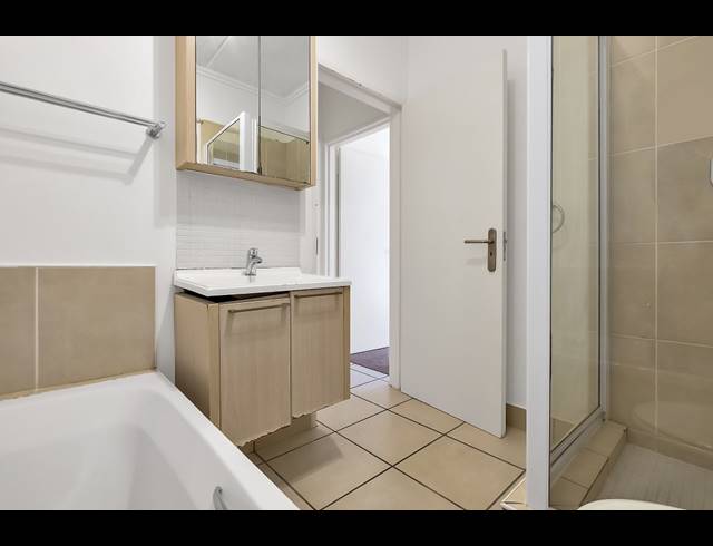 2 BEDROOM APARTMENT RENTED IN BRYANSTON